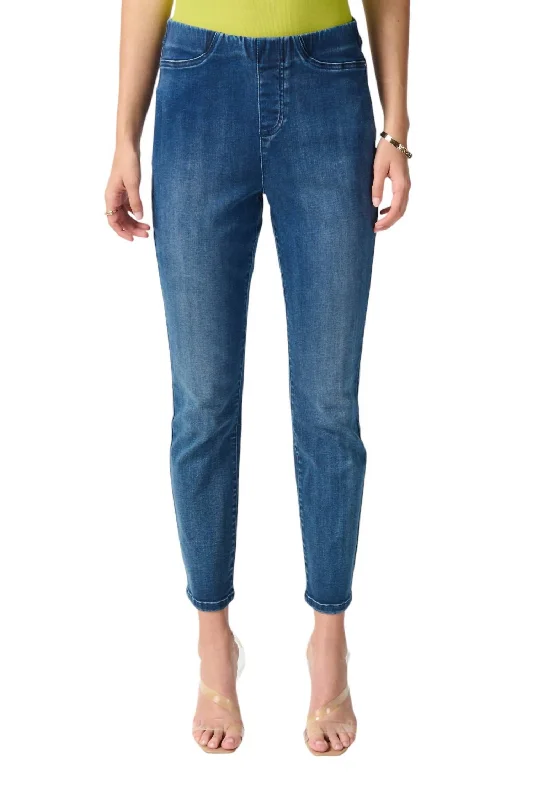 High-waisted tight trousers for women with pleated front and polished design -Stretch Waistband Jean In Denim Medium Blue