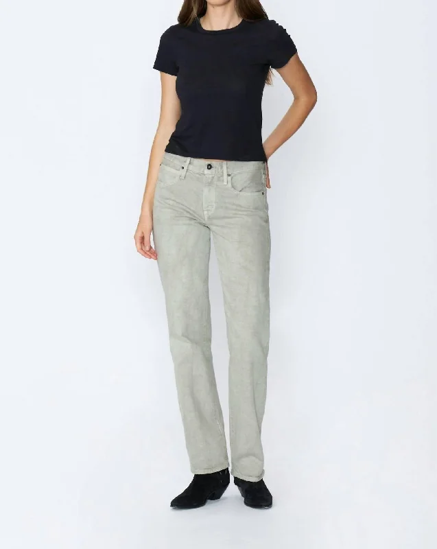 Stretchy tight trousers for women with soft fabric and flexible fit -Remy Jeans In Outskirts