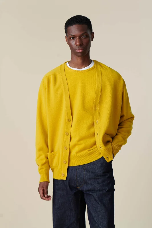 Minimalist - cardigan for a simple aesthetic -Men's Lambswool Cardigan - Piccalilli Yellow