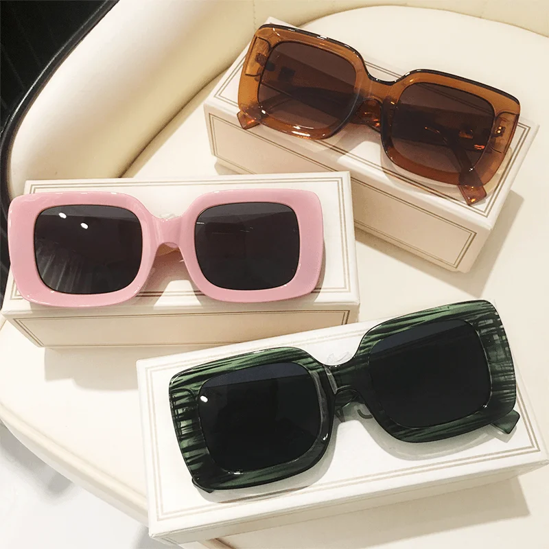 Sport Sunglasses for Athletic Activities -Fashionable Western Style Sunglasses Ladies Square Big Frame Wide Legs