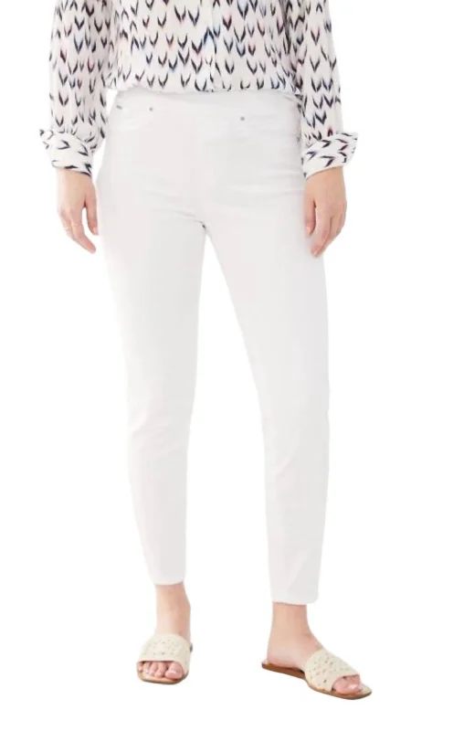 Color-block tight trousers for women with bold contrasts and modern flair -Pull On Slim Ankle Jean In White