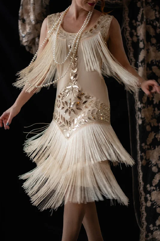 Lace Dresses for Delicate -Champagne Gatsby 1920s Dress with Sequins and Fringes