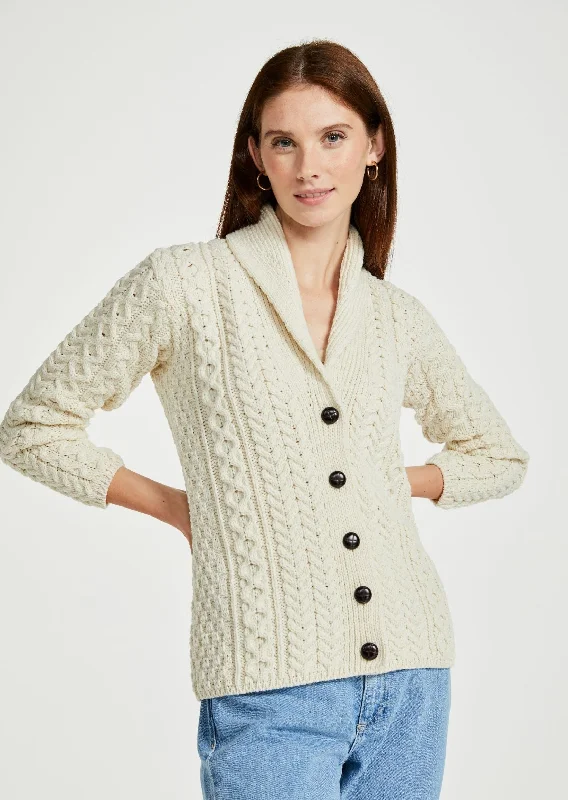 Cropped - cardigan for a trendy outfit -Shawl Collar Aran Cardigan | Natural