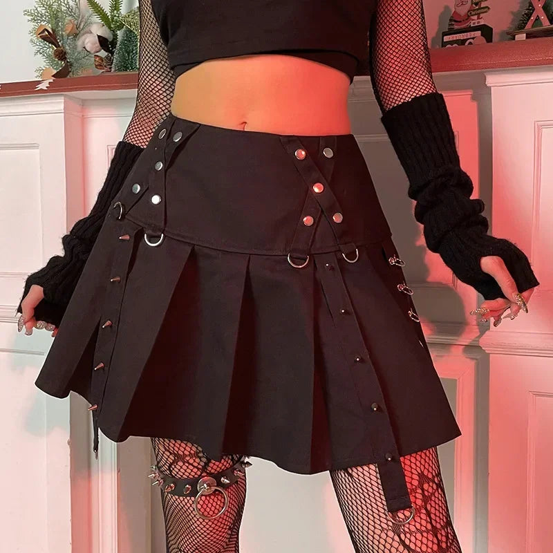 Affordable skirts for budget-friendly wardrobe updates -Gothic Waist Version Low Rivet Buckle A Spice Streamer Short Personality Metal Diablo Pleated Harajuku Skirt