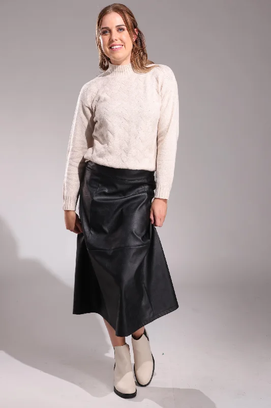 Soft linen skirts for gentle warm wear -Leather Look Skirt | Black | 7252ZZ