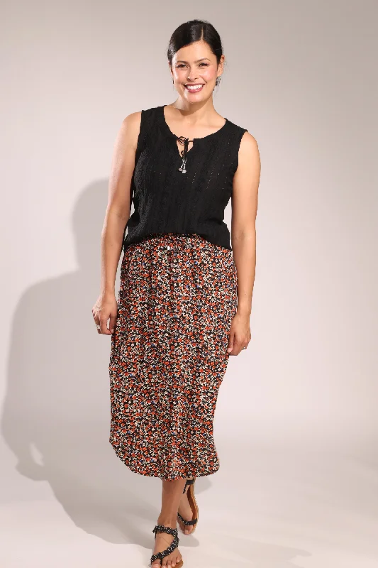 Casual skirts with relaxed fit comfort -Curved hemline Skirt | Spice Black Mini Floral | 3362A1