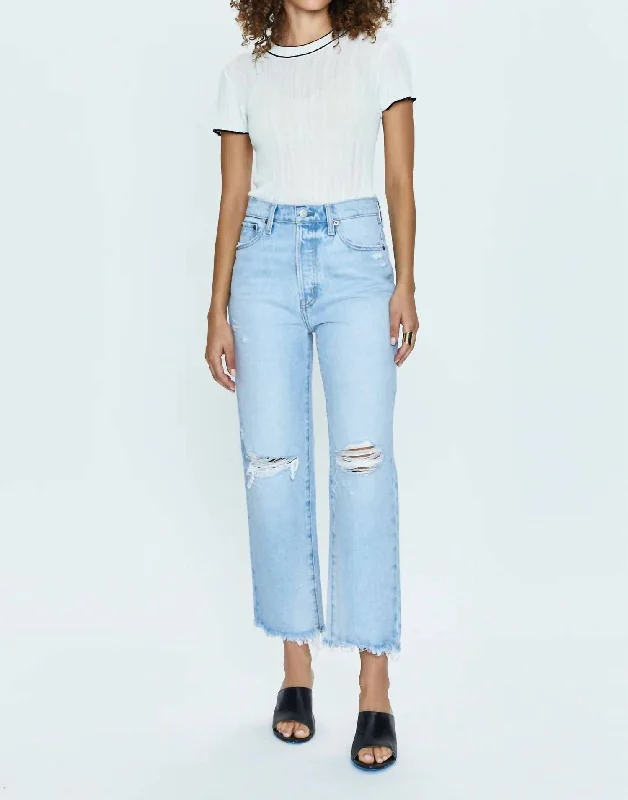 Tight trousers for women with belt loops and classic design for versatile look -Cassie Crop In Day Trip