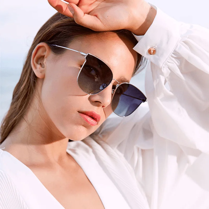 Square Sunglasses for Modern Look -Polarized Anti-Ultraviolet Sunglasses for Men and Women