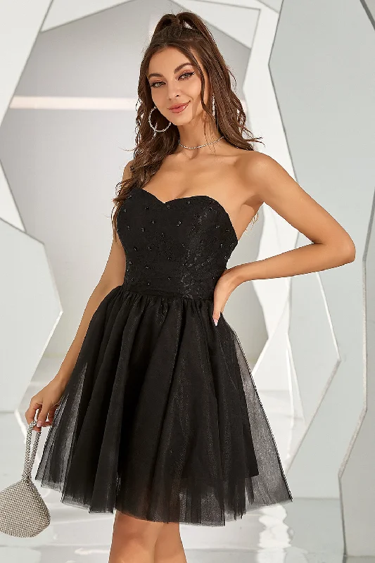 Capri Dresses for Playful -Black A Line Sweetheart Homecoming Dress